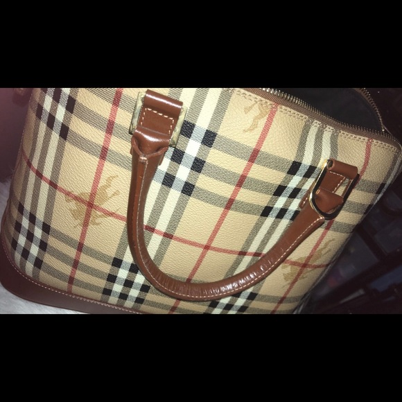 AUTHENTIC HAYMARKET CHECK TOTE W/ KEYS & DUFFLE - Picture 4 of 7